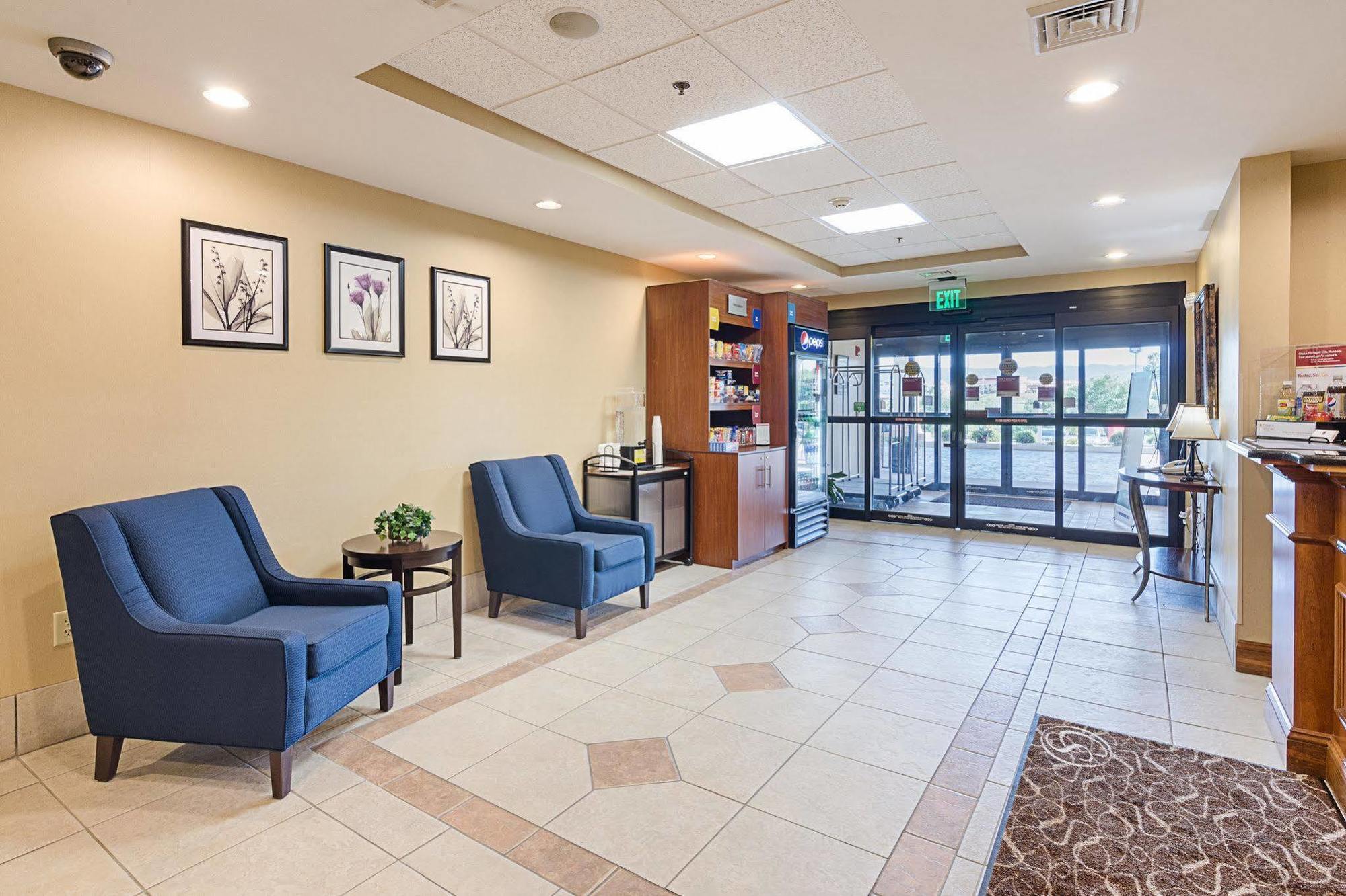 Comfort Suites Wytheville Exterior foto